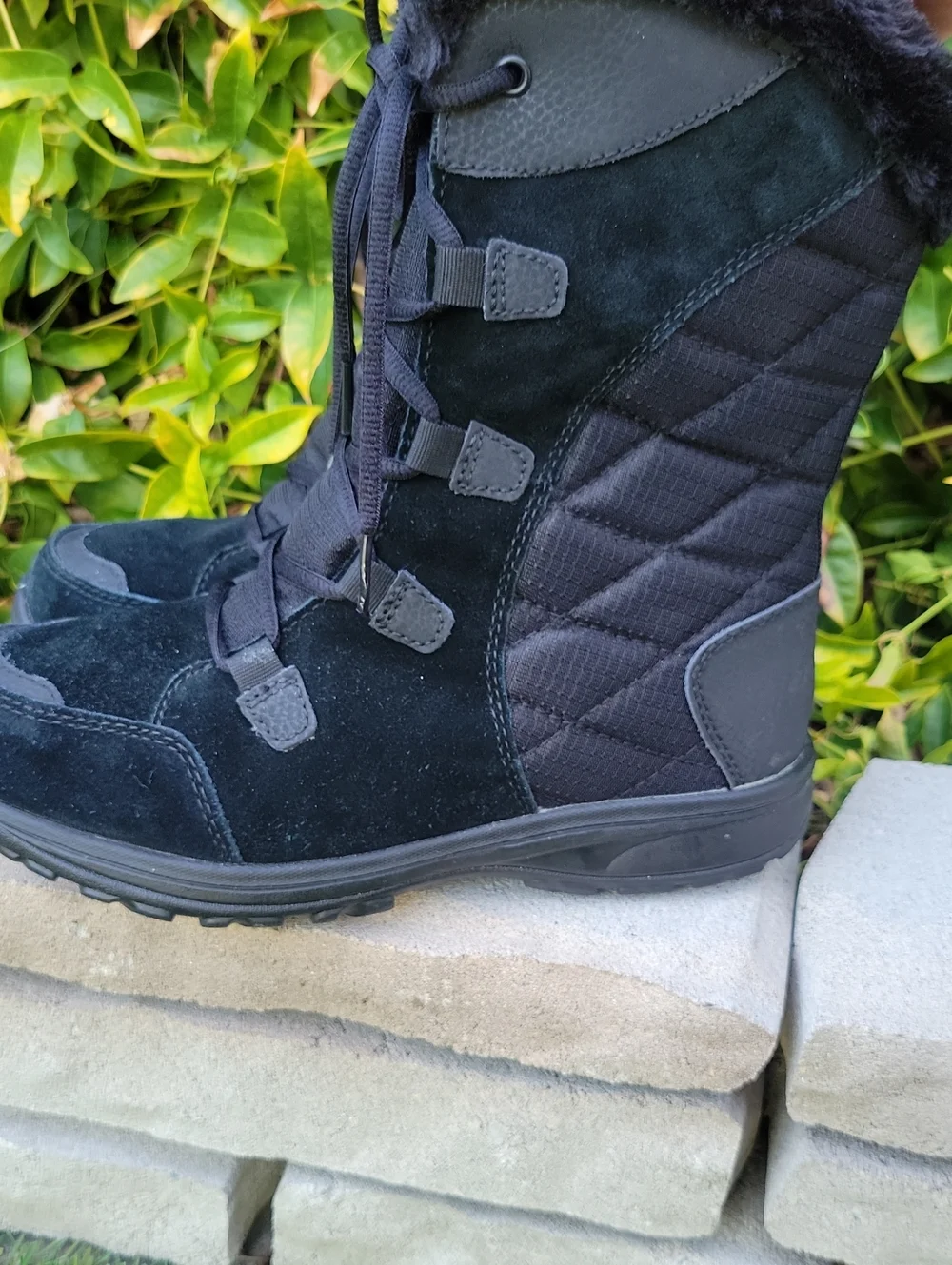 Columbia Ice Maiden II Black Faux-Fur Lined Winter Lace-Up Quilted Boots 7